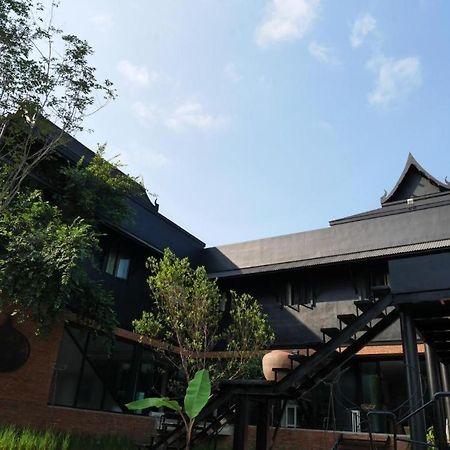 Silp-Pa Phra Nakhon Si Ayutthaya Hotel Buitenkant foto