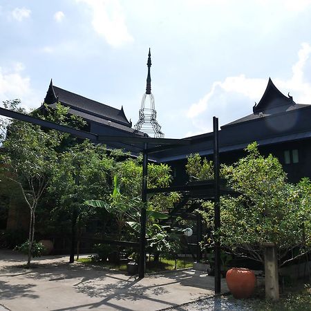 Silp Pa Phra Nakhon Si Ayutthaya Hostel Buitenkant foto