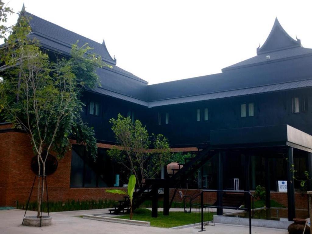 Silp-Pa Phra Nakhon Si Ayutthaya Hotel Buitenkant foto