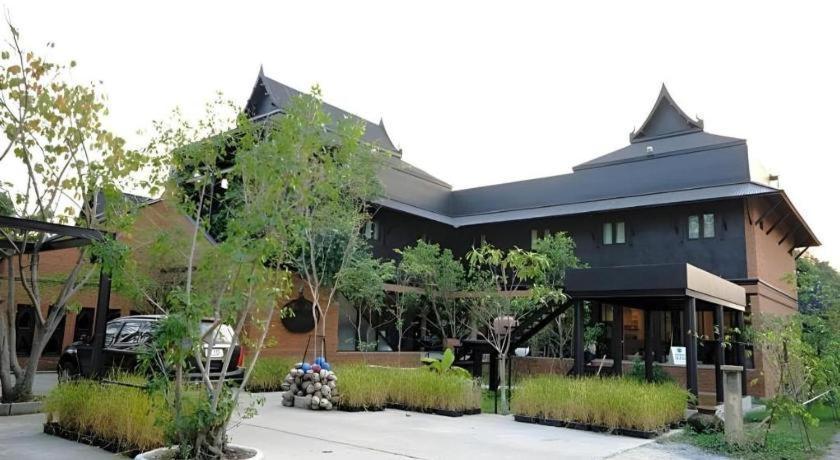 Silp-Pa Phra Nakhon Si Ayutthaya Hotel Buitenkant foto