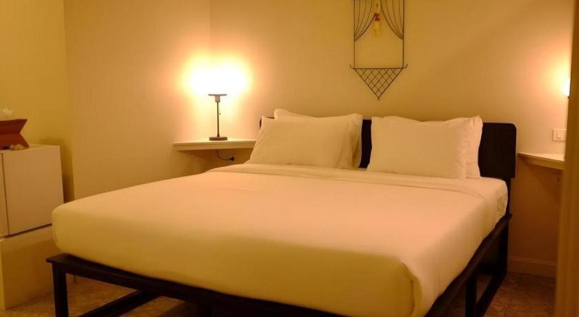 Silp-Pa Phra Nakhon Si Ayutthaya Hotel Buitenkant foto